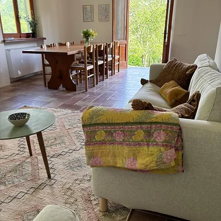 Stunning 4 Bedroom Near Barga