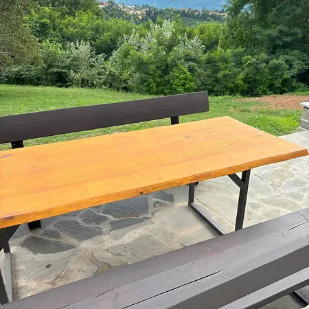 Stunning 4 Bedroom Near Barga Villa